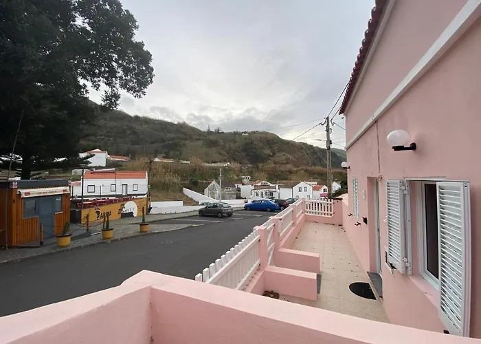 Casa Da Ribeira - Mosteiros