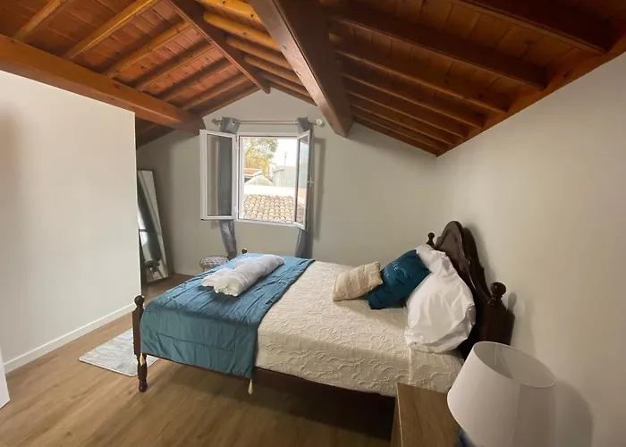 Casa Da Ribeira - Mosteiros